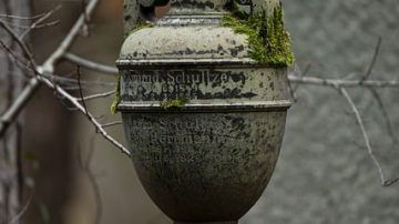 Toddler Eats Cremated Grandfather's Ashes