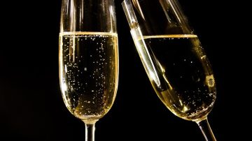 Man Suffers Burns To Stomach And Esophagus After Sipping Sparkling Water