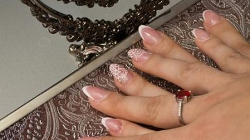 People Are Selling Their Fingernail Clippings Online In China