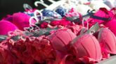 Over Half Of Women Ditch Bras As Soon As They Get Home