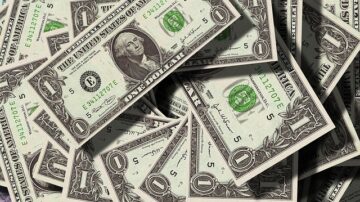 gofundme High School Teacher Fired After Offering Extra Credit For Cash Donations
